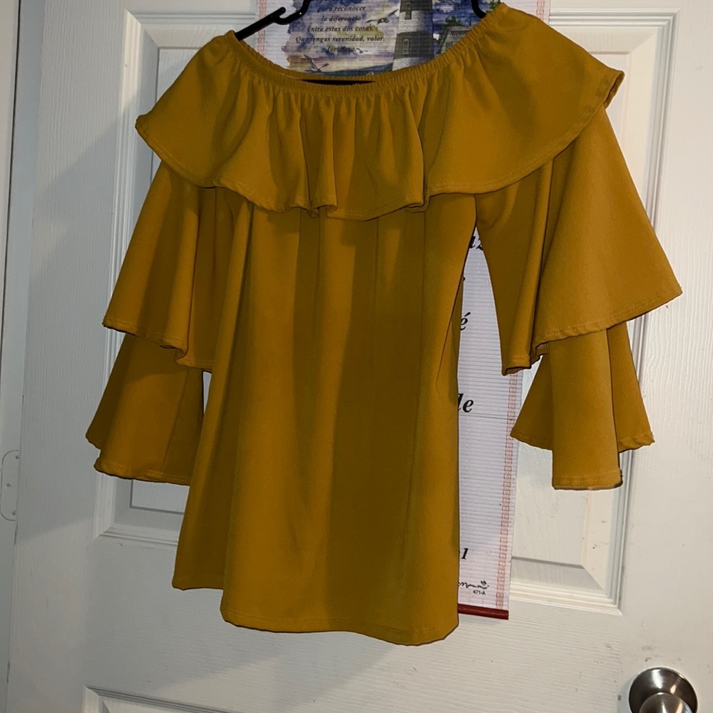 Yellow (mustard) shirt, with detailed front and back
